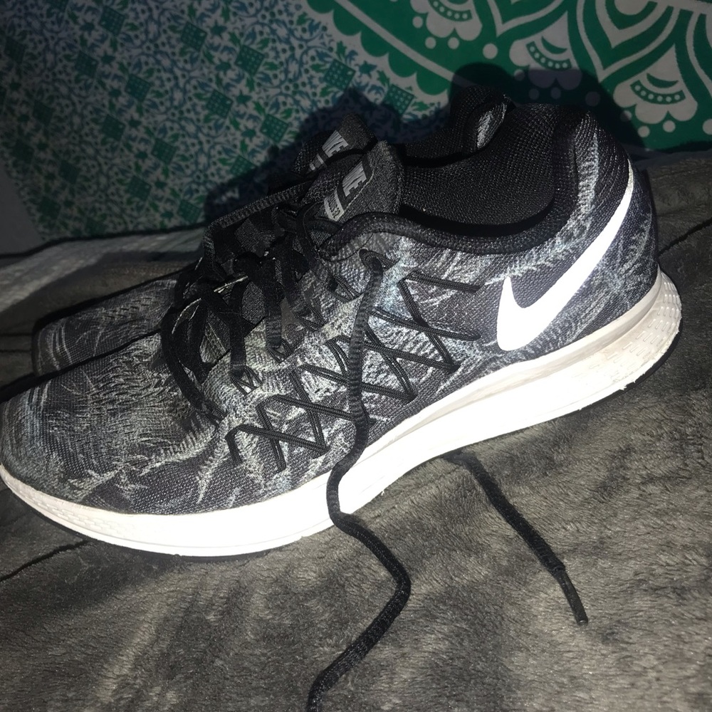 Nike Zoom Pegasus 32 Althletic Shows